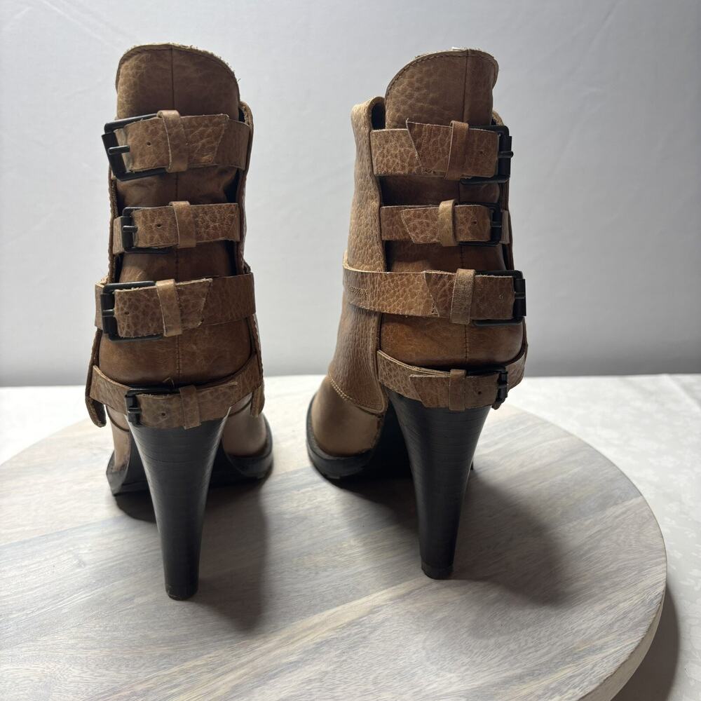 Mia Benita Boot Brown 10 - Picture 4 of 11